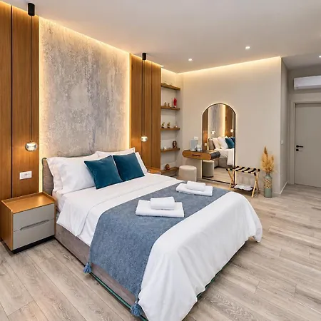 Joan Luxury With Private Pool & Gym *