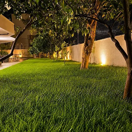 Joan Luxury With Private Pool & Gym *